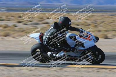 media/Dec-05-2024-Racers Edge (Thu) [[e102e0690b]]/3-B Group/Session 1 (Turn 9 Inside)/